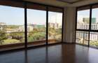 4 Bed Apartment with En Suite in Spring Valley - 1
