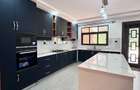 4 Bed Townhouse with En Suite in Karen - 2