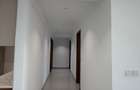 4 Bed Apartment with En Suite in Riverside - 11