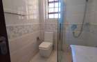 5 Bed House with En Suite in Runda - 18