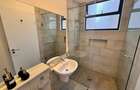 4 Bed Apartment with En Suite at Riverside Gardens - 7
