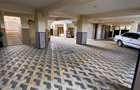 Studio Apartment with En Suite in Membley - 2