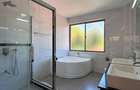 5 Bed Townhouse with En Suite in Lavington - 3