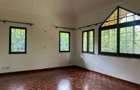 5 Bed Townhouse with En Suite in Rosslyn - 11