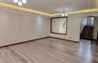 5 Bed Townhouse with En Suite in Karen - 3