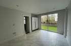 2 Bed Apartment with En Suite in Westlands Area - 12
