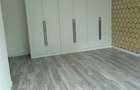 5 Bed Townhouse with En Suite at Lavington - 7