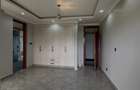 6 Bed Townhouse with En Suite in Runda - 8