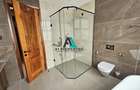 4 Bed Apartment with En Suite in Riverside - 12