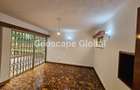 4 Bed House with En Suite in Lavington - 12