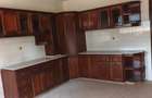 5 Bed Townhouse with En Suite in Lavington - 16