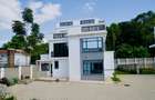 5 Bed Villa with En Suite at 2026-377 - 10