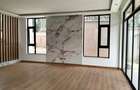 5 Bed Townhouse with En Suite in Lavington - 10