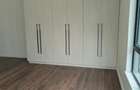 5 Bed Townhouse with En Suite at Lavington - 16