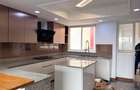 4 Bed Townhouse with En Suite in Westlands Area - 14