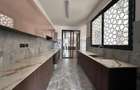 3 Bed Apartment with En Suite at Riverside Drive - 8