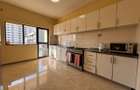 3 Bed Apartment with En Suite in Kilimani - 15