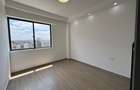 Serviced 2 Bed Apartment with En Suite in Riverside - 11