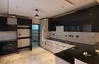 5 Bed Townhouse with En Suite at Lavington Green - 8