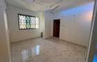 3 Bed Apartment with Borehole at Links Road - 10
