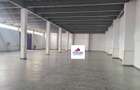 17,000 ft² Warehouse with Fibre Internet in Industrial Area - 5