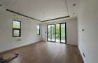 5 Bed Villa with En Suite in Karen Hardy - 9