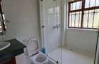 5 Bed House with En Suite in Runda - 12