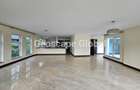 4 Bed Apartment with En Suite in Westlands Area - 5