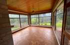 6 Bed Villa with En Suite in Riverside - 18