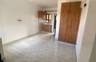 Studio Apartment with En Suite in Membley - 7