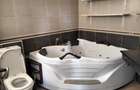 5 Bed Townhouse with En Suite in Lavington - 19