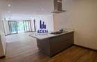 3 Bed Apartment with En Suite in Spring Valley - 1