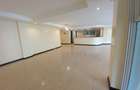 Serviced 3 Bed Apartment with En Suite in Riverside - 10