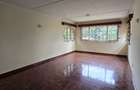 4 Bed Townhouse with En Suite at Lavington Off Convent Drive - 10