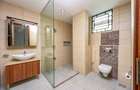 4 Bed Apartment with En Suite at Greenwood Drive - 17