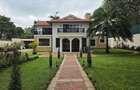 5 Bed Townhouse with En Suite in Runda - 11