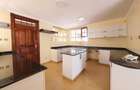 5 Bed House with En Suite at Kyuna - 3