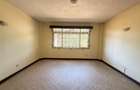5 Bed Townhouse with En Suite in Lavington - 3