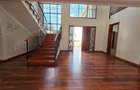 6 Bed House with En Suite in Loresho - 16