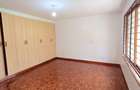 5 Bed Townhouse with En Suite at Lavington Green - 11