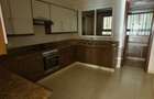 3 Bed Apartment with En Suite in Riverside - 2