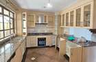 5 Bed Townhouse with En Suite at Convent Drive - 8
