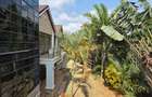 5 Bed House with En Suite in Runda - 18