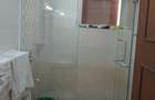 3 Bed Apartment with En Suite at Parklands - 20