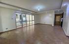 4 Bed Apartment with En Suite in Parklands - 3