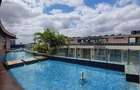 3 Bed Apartment with En Suite in Riverside - 14