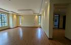 5 Bed House with En Suite in Runda - 13