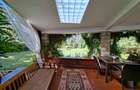 1 Bed House with En Suite in Rosslyn - 10