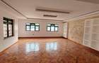 5 Bed House with En Suite in Runda - 15