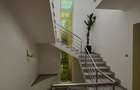 4 Bed Townhouse with En Suite at Riverside Drive - 14